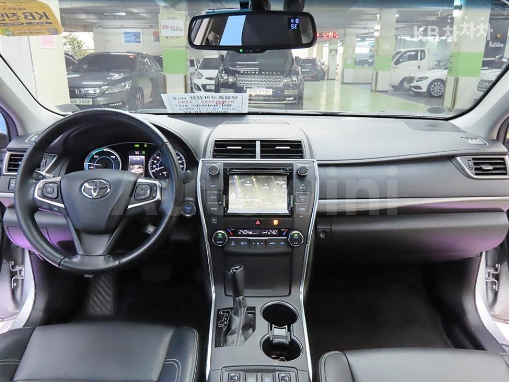2016 TOYOTA CAMRY 2.5 HYBRID XLE - 13