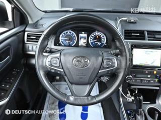 2017 TOYOTA CAMRY 2.5 XLE - 13