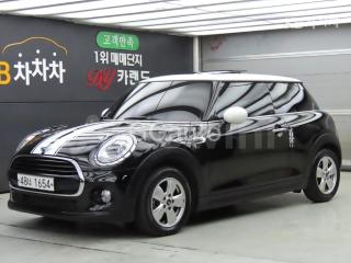 WMWXN3104J2E01461 2018 MINI COOPER 3DOORS D 1.5-0