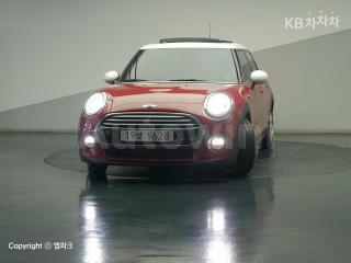 WMWXT310XF2B74306 2015 MINI COOPER 3DOORS D 1.5 미드트림-0