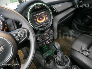 2015 MINI COOPER 3DOORS D 1.5 미드트림 - 9