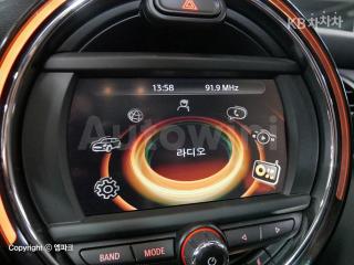 2015 MINI COOPER 3DOORS D 1.5 미드트림 - 14