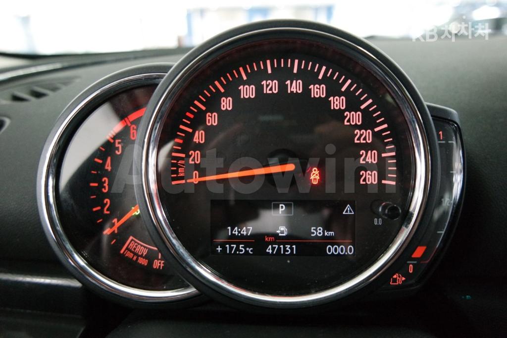 2019 MINI COOPER CLUBMAN 2.0 COOPER D BASIC - 5