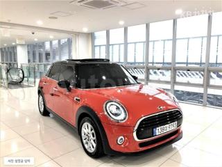2021 MINI COOPER 5DOORS 1.5 HIGH트림 - 2