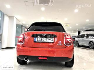 2021 MINI COOPER 5DOORS 1.5 HIGH트림 - 4