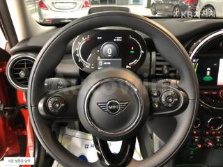 2021 MINI COOPER 5DOORS 1.5 HIGH트림 - 11