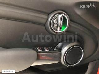 2021 MINI COOPER 5DOORS 1.5 HIGH트림 - 12