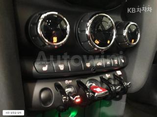 2021 MINI COOPER 5DOORS 1.5 HIGH트림 - 14