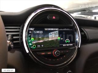 2021 MINI COOPER 5DOORS 1.5 HIGH트림 - 17