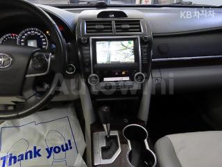 2012 TOYOTA CAMRY 2.5 XLE - 11