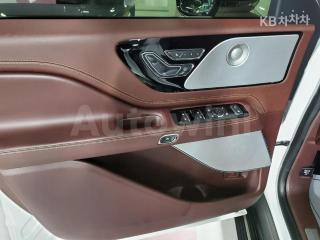 5LM5J9XC6MGL01207 2021 LINCOLN AVIATOR 3.0 V6 BLACK LABEL-4