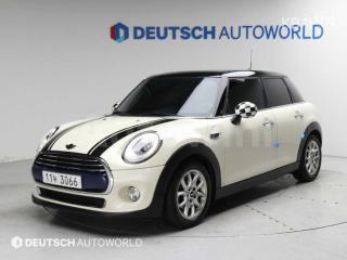 WMWXT3104F2B73409 2015 MINI COOPER 5DOORS D 1.5-0