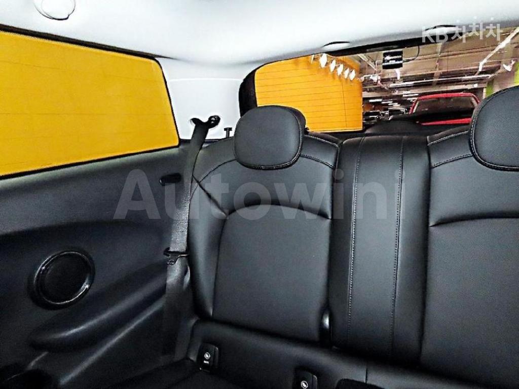 2016 MINI COOPER 3DOORS 1.5 HIGH트림 - 14