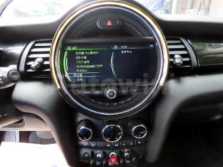 2017 MINI COOPER 3DOORS 1.5 HIGH트림 - 12