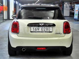 2016 MINI COOPER 3DOORS D 1.5 미드트림 - 5