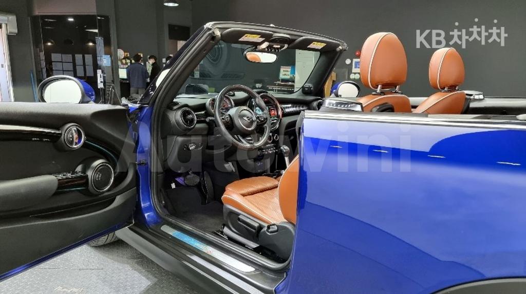 2019 MINI  CONVERTIBLE S 2.0 - 12
