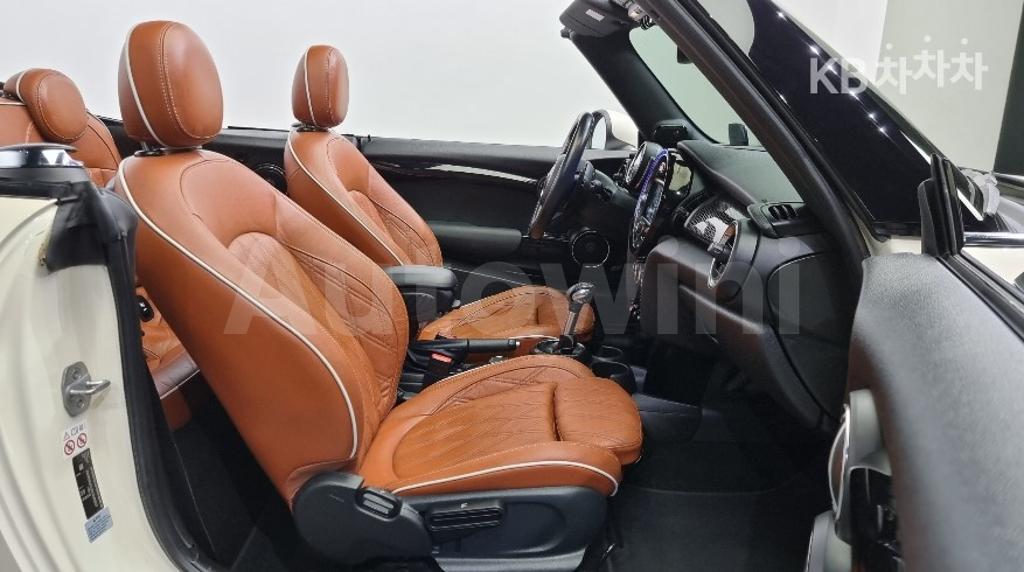 2019 MINI  CONVERTIBLE S 2.0 - 9