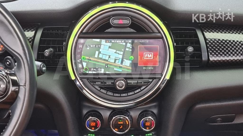 2019 MINI  CONVERTIBLE S 2.0 - 13