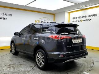 2018 TOYOTA RAV4 2.5 2WD - 24