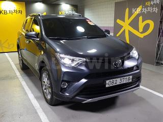 JTMYFREV4JD133249 2018 TOYOTA RAV4 2.5 2WD-1