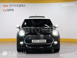 WMWXT3101H2E28066 2017 MINI COOPER 5DOORS D 1.5 HIGH트림-1