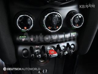 2017 MINI COOPER 5DOORS D 1.5 - 16