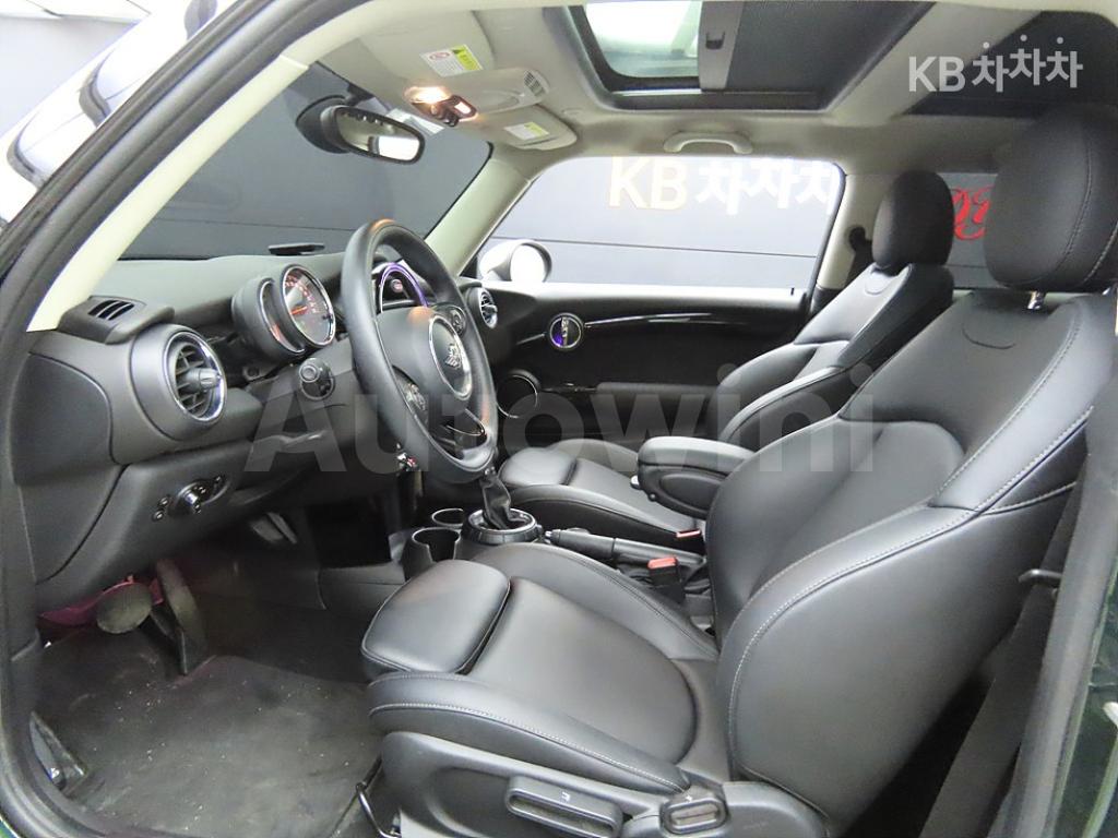 WMWXN310XH3C12754 2017 MINI COOPER 3DOORS D 1.5 HIGH트림-4