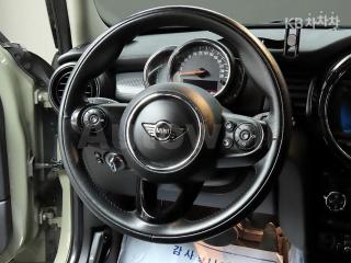 2019 MINI COOPER 5DOORS D 1.5 - 7