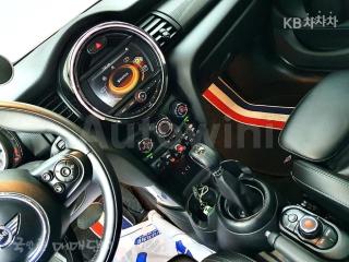 2018 MINI COOPER 5DOORS D 1.5 - 11