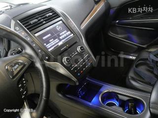 2015 LINCOLN MKC 2.0 AWD 리저브(102A) - 9