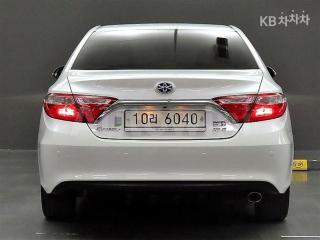 4T1BD1FKXHU224257 2017 TOYOTA CAMRY 2.5 HYBRID XLE-3