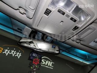 2017 TOYOTA CAMRY 2.5 HYBRID XLE - 13