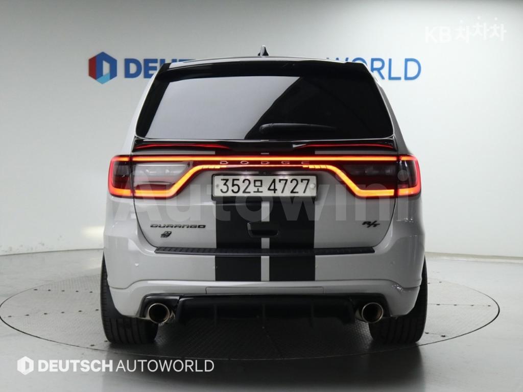 1C4SDJCT9JC439769 2018 DODGE DURANGO 5.7-3