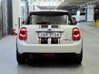 WMWXT3106F2C93664 2015 MINI COOPER 5DOORS D 1.5-4