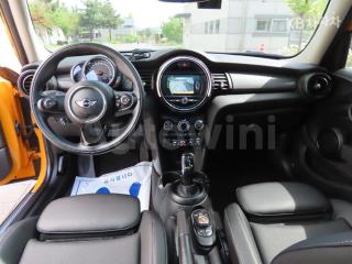2018 MINI COOPER 5DOORS D 1.5 - 18
