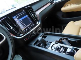 2021 VOLVO V60 B5 AWD PRO - 12