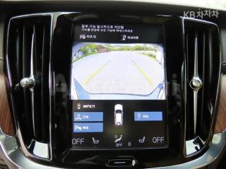2021 VOLVO V60 B5 AWD PRO - 15