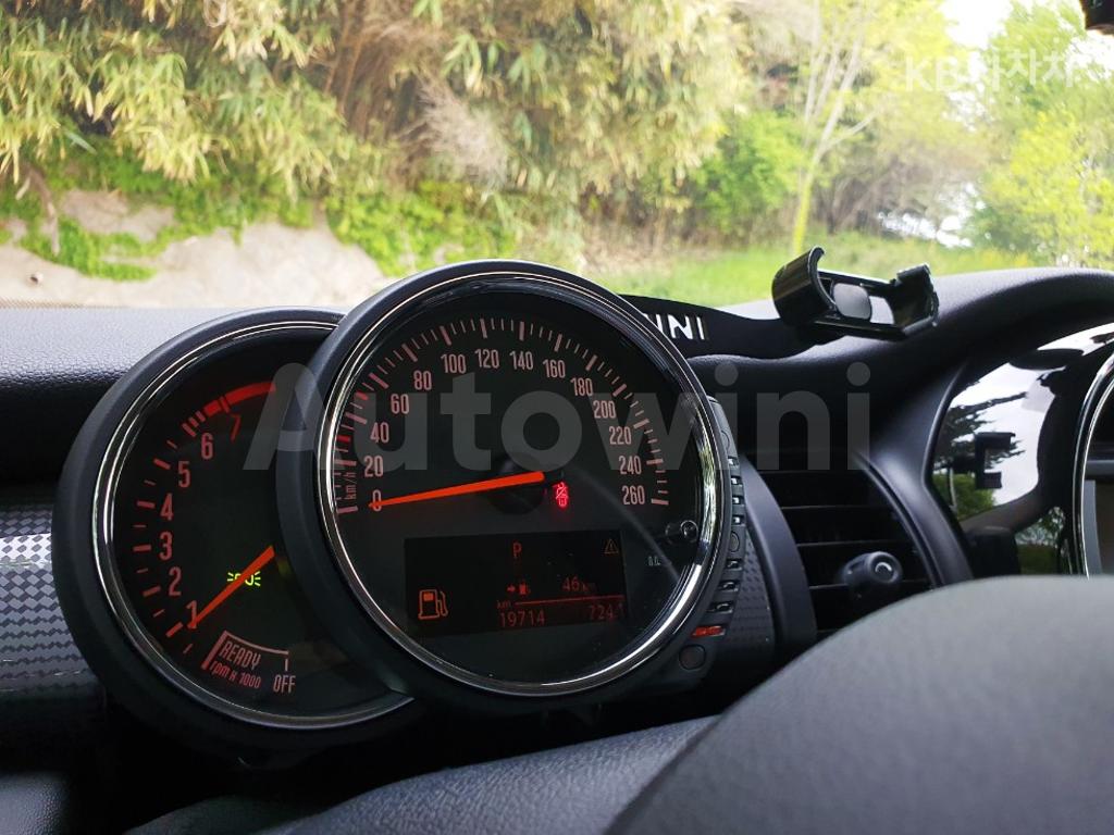 2018 MINI COOPER 3DOORS 1.5 3GEN - 19