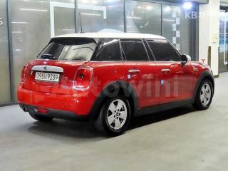 WMWXT3107F2C93544 2015 MINI COOPER 5DOORS D 1.5-3