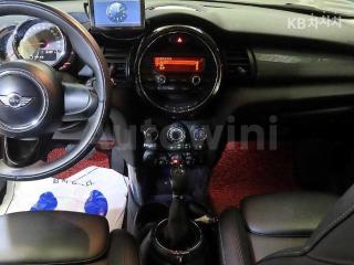 2015 MINI COOPER 5DOORS D 1.5 - 11