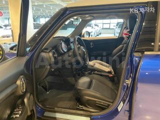 2019 MINI COOPER 5DOORS D 1.5 - 15