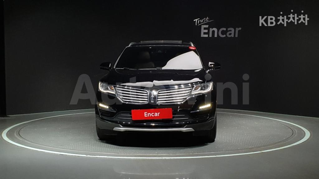 5LMCJ3D96HUL10946 2017 LINCOLN MKC 2.0 AWD 리저브(102A)-2