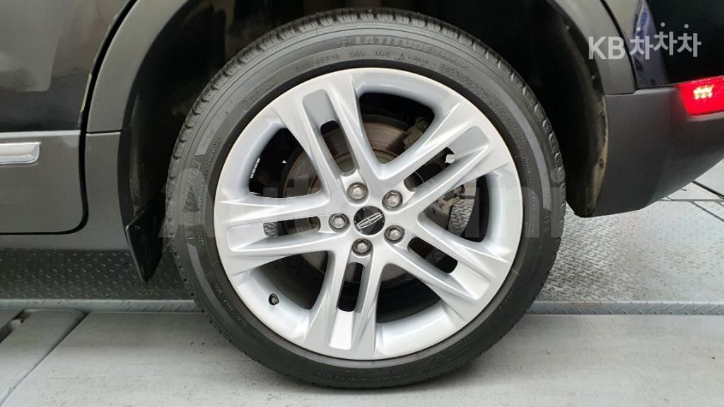 5LMCJ3D96HUL10946 2017 LINCOLN MKC 2.0 AWD 리저브(102A)-4