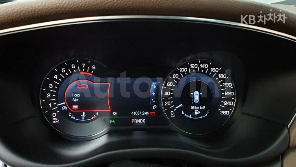 2017 LINCOLN MKC 2.0 AWD 리저브(102A) - 8