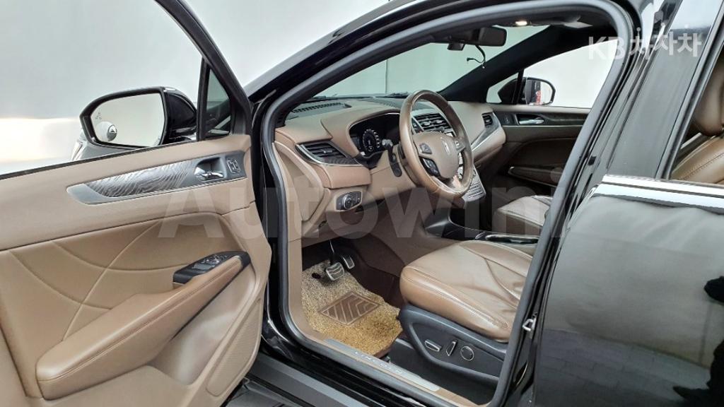 2017 LINCOLN MKC 2.0 AWD 리저브(102A) - 10