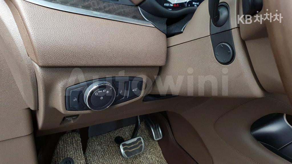2017 LINCOLN MKC 2.0 AWD 리저브(102A) - 16