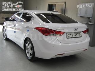 KMHDG41DBEU935637 2014 HYUNDAI AVANTE MD ELANTRA M16 GDI 에비뉴-2