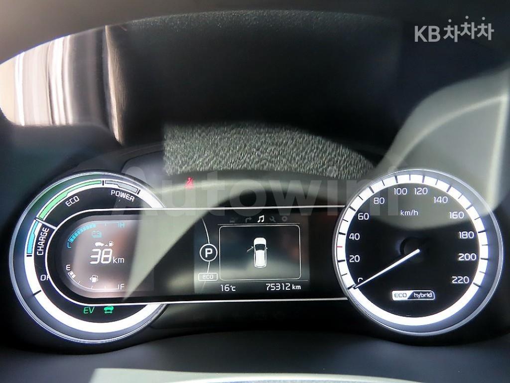 2018 KIA NIRO 1.6 PRESTIGE - 8