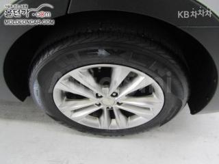 2018 HYUNDAI SANTAFE THE PRIME DIESEL R2.0 2WD 5 SEATS PREMIUM - 8