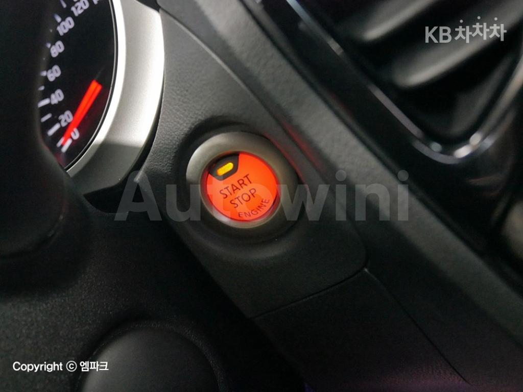 2017 NISSAN JUKE 1.6 SV - 17